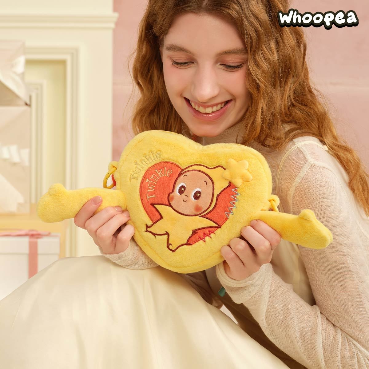 POP MART Twinkle Twinkle Crush On You Series-Hand-in-Hand Heart Bag
