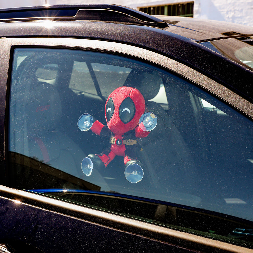 Marvel Studios - Deadpool & Wolverine - Deadpool Plush Window Clinger