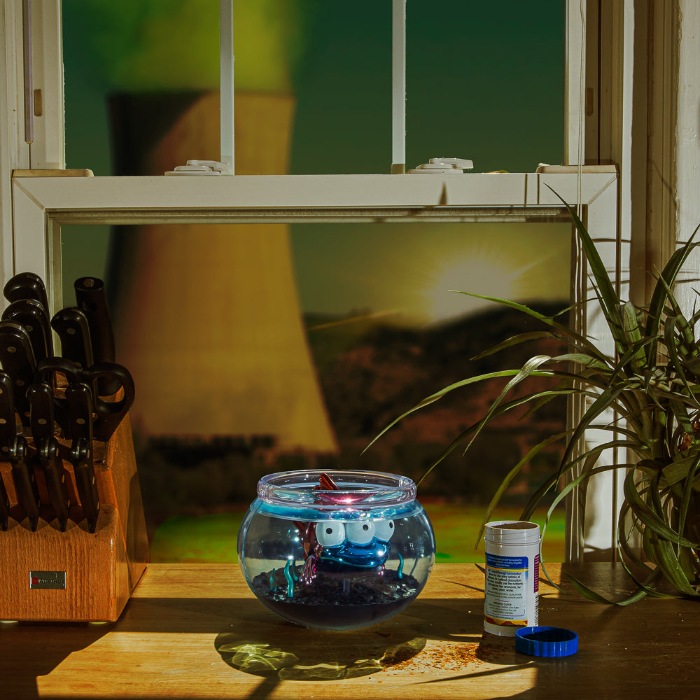 The Simpsons - Blinky in Fish Bowl 5.5" Vinyl Art Figure (Nuclear Electroplate Edition) - NYCC 2025 Debut - SOLD OUT!
